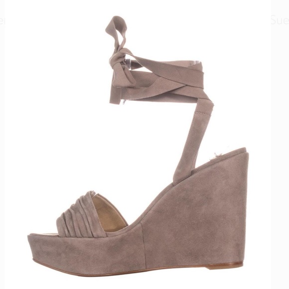 NWT suede Stuart Weitzman wedges - Picture 2 of 7